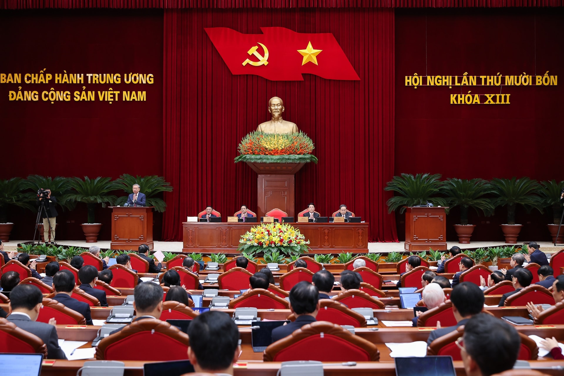 Khai mạc trọng thể Hội nghị Trung ương 14 khóa XIII