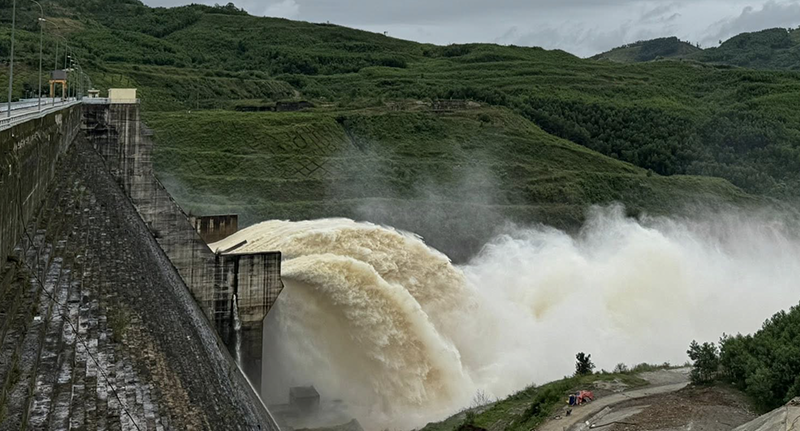 Đà Nẵng yêu cầu phải sơ tán dân đến nơi an toàn trước 12h hôm nay