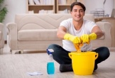 Đàn ông làm việc nhà giúp tăng phong độ phòng the