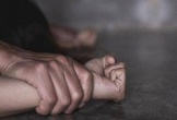 Bé gái 12 tuổi nghi bị người tình của mẹ hiếp dâm ở Tuyên Quang
