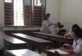 Nữ sinh bị đánh trong lớp, bạn bè đứng nhìn không ai can ngăn