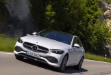 Mercedes-Benz C-Class 2022 triệu hồi vì nguy cơ bốc cháy