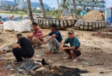 Dân làng chài Nam Ô phản đối doanh nghiệp chắn lối xuống biển