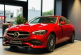 Mercedes-Benz Việt Nam giảm giá C-Class và E-Class, cao nhất tới 320 triệu đồng