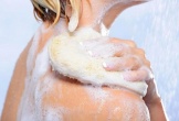 Mẹo khi tắm giúp da bạn sáng hơn
