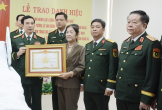 Trao danh hiệu Anh hùng LLVT nhân dân tặng Đại tướng Lê Văn Dũng
