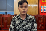 Chiếm đoạt tiền của khách hàng để tiêu xài