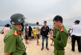 Phát hiện t.h.i t.h.ể hai h.ọ.c s.i.n.h trôi dạt vào bãi biển Nam Ô