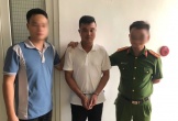 Giả danh bác sĩ 