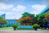 Sáp nhập hai trường cao đẳng, đổi tên thành Trường Cao đẳng Đà Nẵng