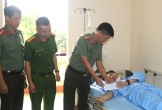 Bắt người đàn ông dùng kiếm tấn công em dâu