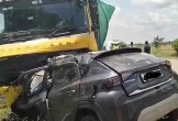 7 người trong gia đình tử vong tại chỗ khi xe tải đâm vào ô tô
