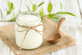 Bí quyết chăm sóc da an toàn từ sữa chua